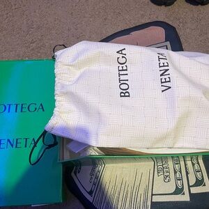 Bottega Veneta Orbit White/Silver